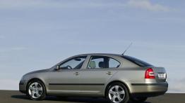Skoda Octavia II - lewy bok