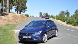 Opel Astra po faceliftingu – mocno się zdziwisz, jak poznasz nowe silniki