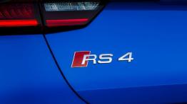 Audi RS4 Avant z sześcioma cylindrami