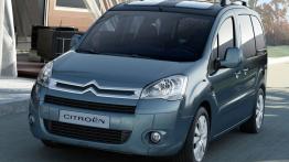 Citroen Berlingo II - przód - reflektory wyłączone