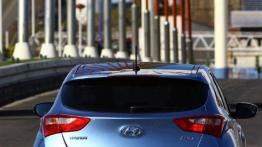 Hyundai i30 II Hatchback 5d - prezentacja w Sevilli - tył - reflektory wyłączone