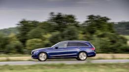 Mercedes klasy C 250 (2014) kombi - lewy bok