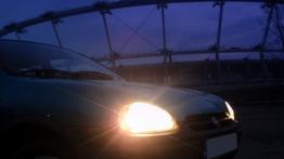 Opel Corsa B Hatchback - galeria społeczności - zderzak przedni