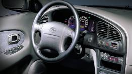 Kia Sephia II - pełny panel przedni