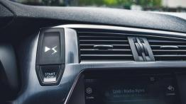 DS 5 FL - w poszukiwaniu konkurencji