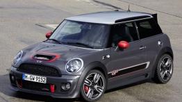 Mini John Cooper Works GP II - widok z przodu