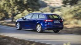 Ford Mondeo V Kombi - widok z tyłu