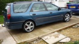 Renault Laguna I Kombi - galeria społeczności - prawy bok