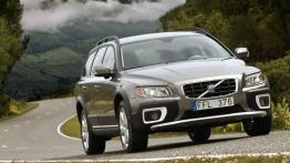 Volvo XC70 II - widok z przodu