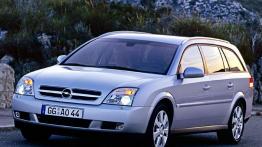 Opel Vectra C Kombi - widok z przodu