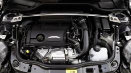 Mini John Cooper Works GP II - silnik