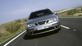 Saab 9-5 SportKombi - widok z przodu
