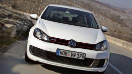 Volkswagen Golf VI GTI - widok z przodu