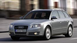 Audi A4 - widok z przodu