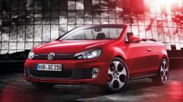 Volkswagen Golf VI GTI Cabrio - przód - reflektory włączone