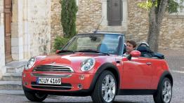 Mini Cabrio - widok z przodu