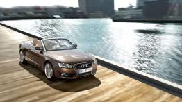 Audi A5 Cabrio - widok z przodu