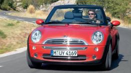 Mini Cabrio - widok z przodu