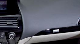 BMW M6 E64 Cabrio - schowek przedni zamknięty