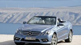 Mercedes Klasa E Cabrio - widok z przodu