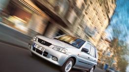 Mazda Demio - lewy bok