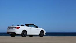 Lancia Flavia Cabrio - prawy bok