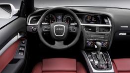 Audi A5 Cabrio - kokpit