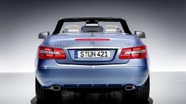 Mercedes Klasa E Cabrio - widok z tyłu