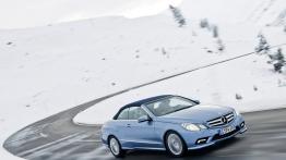 Mercedes Klasa E Cabrio - widok z przodu