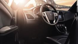 Lancia Flavia Cabrio - widok ogólny wnętrza z przodu