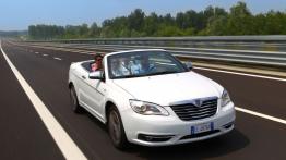 Lancia Flavia Cabrio - widok z przodu