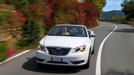 Lancia Flavia Cabrio - widok z przodu