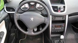 Peugeot 207 CC - tanie marzenia