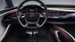 Opel Monza Concept - spełnił oczekiwania?