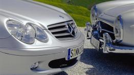 Mercedes SL Historia - widok z przodu
