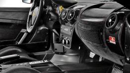 Ferrari 430 Scuderia - widok ogólny wnętrza z przodu