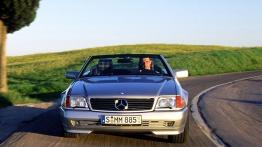 Mercedes SL Historia - widok z przodu