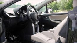 Peugeot 207 CC - tanie marzenia