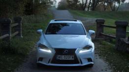 Lexus IS 300h F-Sport - miłość od drugiego wejrzenia