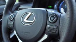 Lexus IS 300h F-Sport - miłość od drugiego wejrzenia