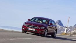 Mercedes CLS 500 Shooting Brake 4MATIC - widok z przodu