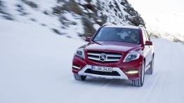 Mercedes GLK 350 4MATIC - widok z przodu