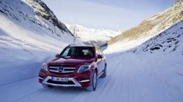 Mercedes GLK 350 4MATIC - widok z przodu