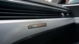 U¿ywane Audi A4 B9 2.0 TDI 190 quattro S Tronic - deska rozdzielcza