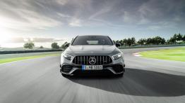 Mercedes-AMG A45 4MATIC+ - widok z przodu