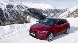 Mercedes-AMG GLA 35 4MATIC - widok z góry