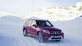 Mercedes GLK 350 4MATIC - prawy bok