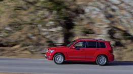 Mercedes GLK 350 4MATIC - lewy bok