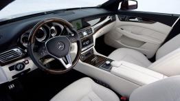 Mercedes CLS 500 Shooting Brake 4MATIC - pełny panel przedni