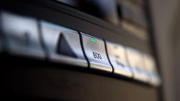 Mercedes CLS 500 Shooting Brake 4MATIC - konsola środkowa